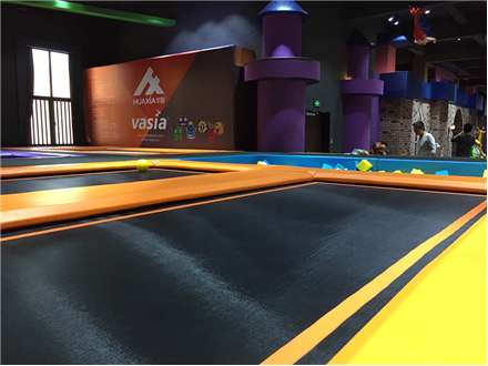 超级大蹦床-0011